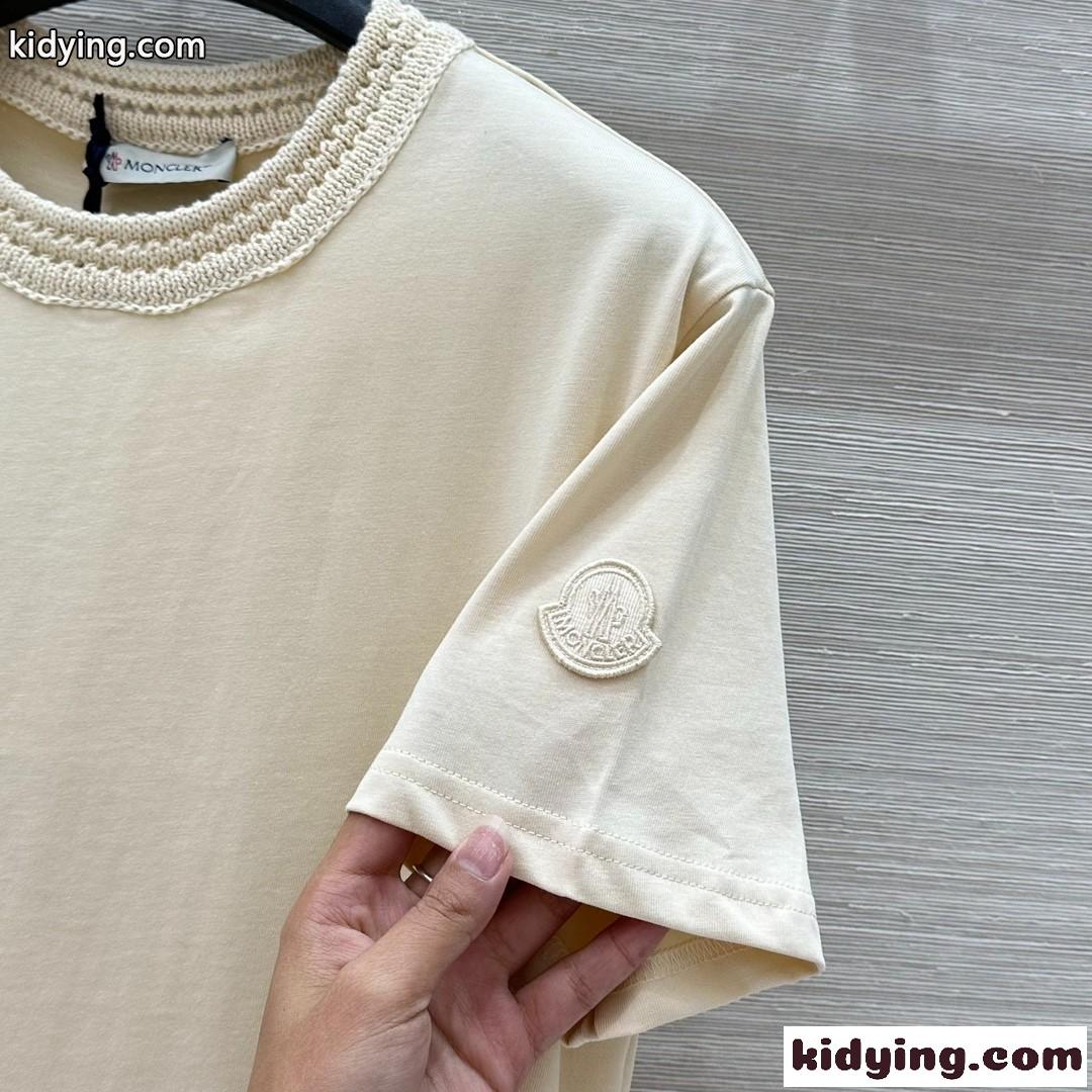 フェンミン お洒落 モンクレール Tシャツ スーパーコピー コットン 半袖Tシャツ ベージュ-0