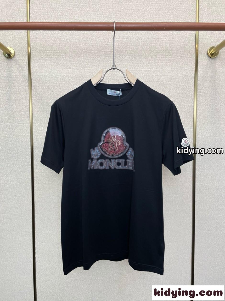 定番 カジュアル ロゴ入り 半袖Tシャツ モンクレール Tシャツ 偽物 クルーネック-3