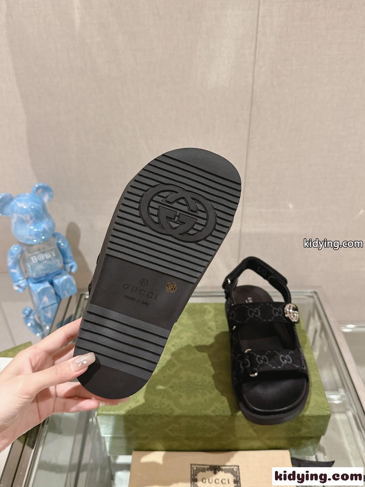 ダブルG付き ウィメンズ サンダル グッチ サンダル コピー 人気 ブラック-3