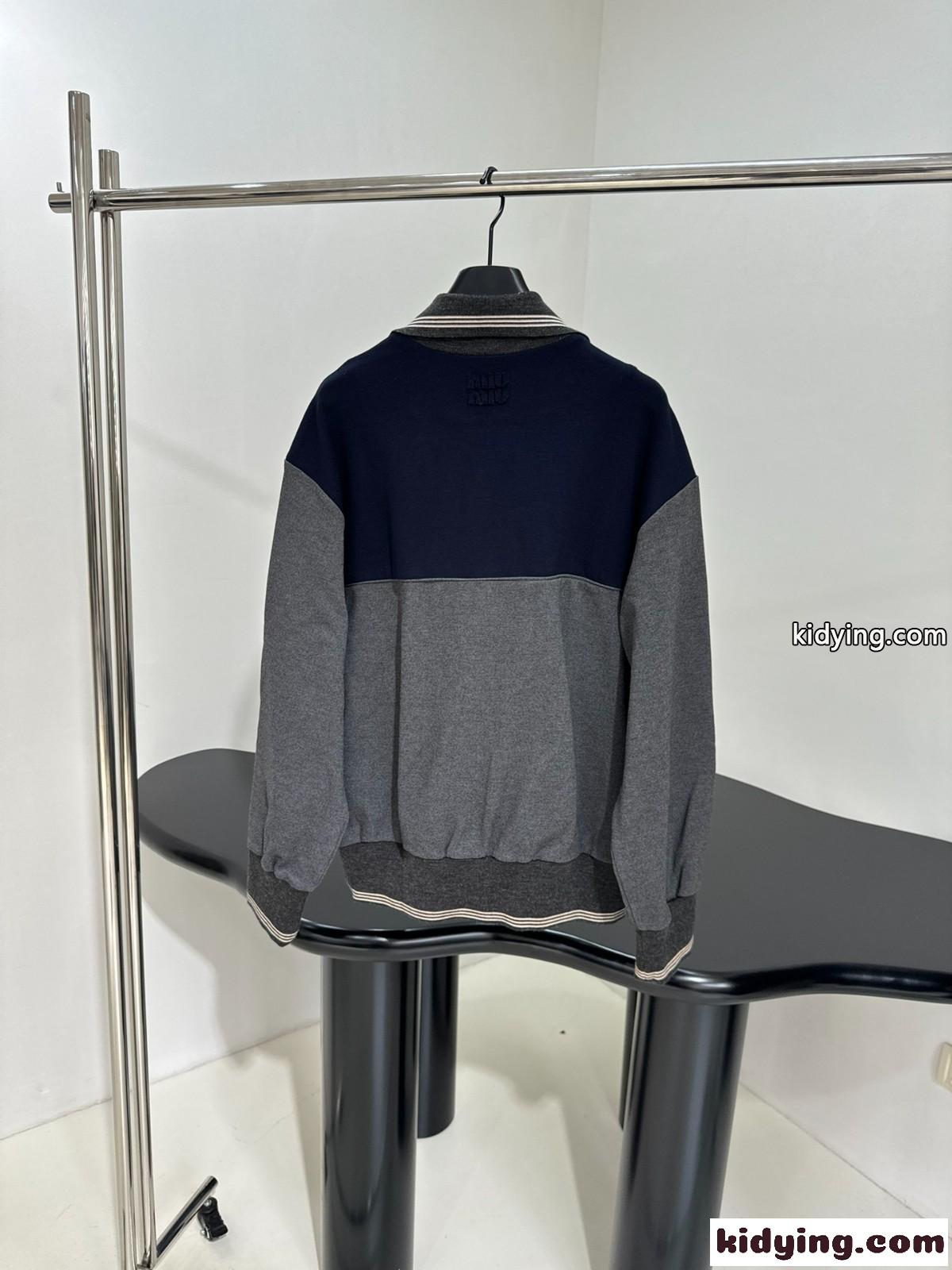 ミュウミュウ Tシャツ コピー 大人カジュアル ジッパー付き スウェットシャツ-0