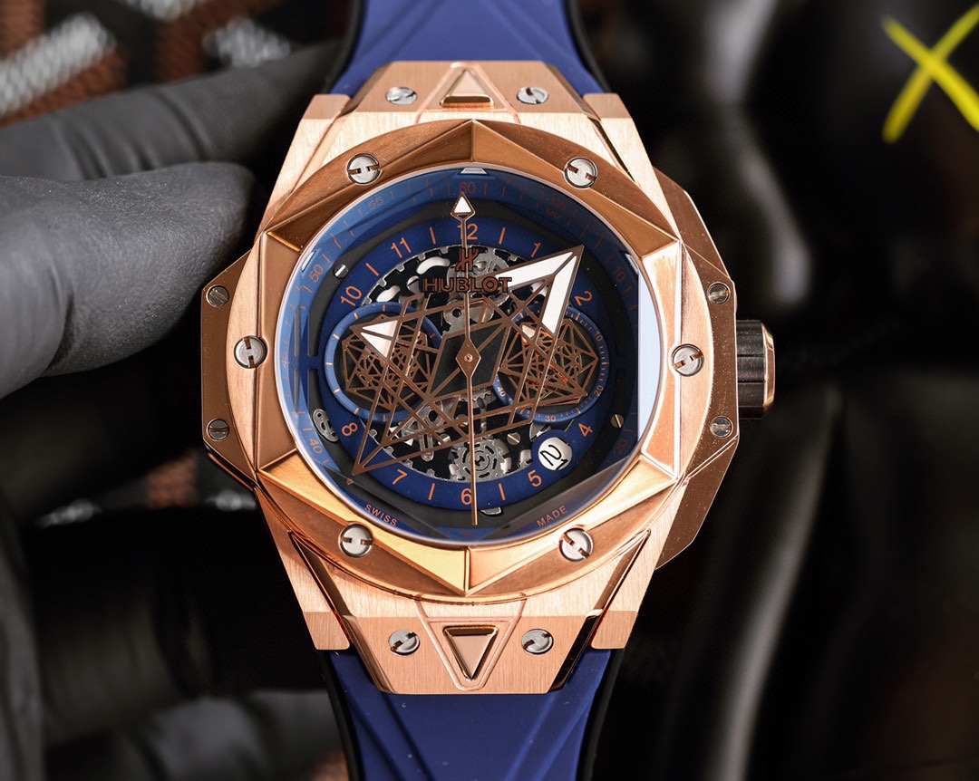 ウブロ 時計 コピー 45mm 目立つ エレガント 高級感 メンズ ウォッチ-2