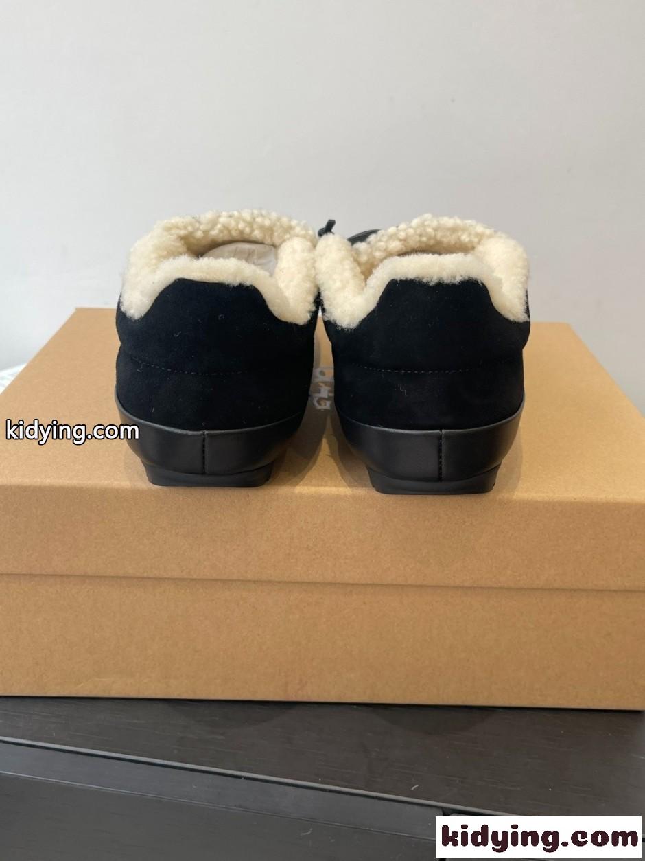 UGG アグ スーパーコピー 大人気 ムートンモカシン スリッポン ブラック-4