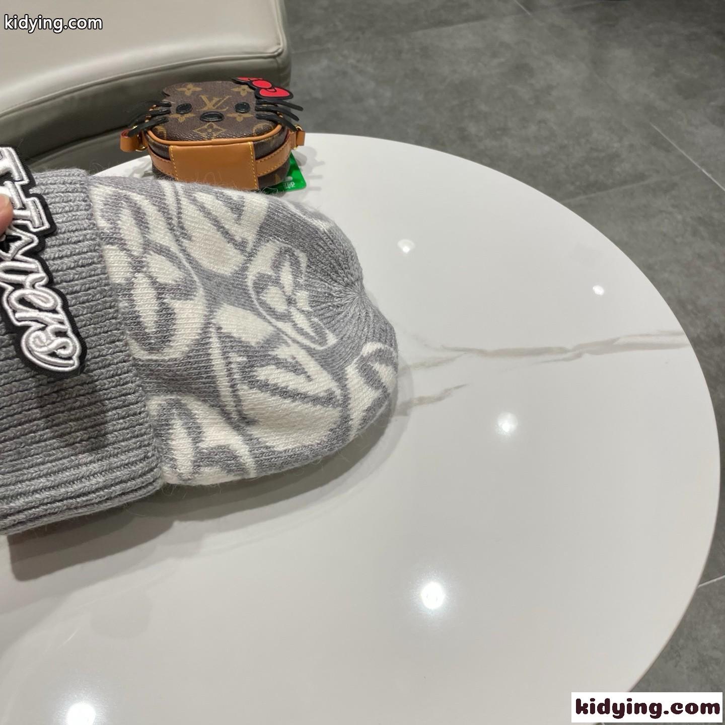 上品 カジュアル 合わせやすい ニットキャップ ルイ・ヴィトン キャップ 偽物 ユニセックス-4