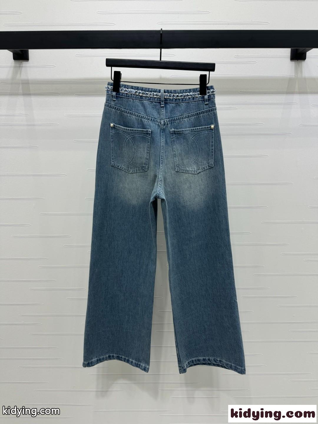 美脚シルエットで魅せる♪格上スタイル シャネル ジーンズ コピー レディース-3