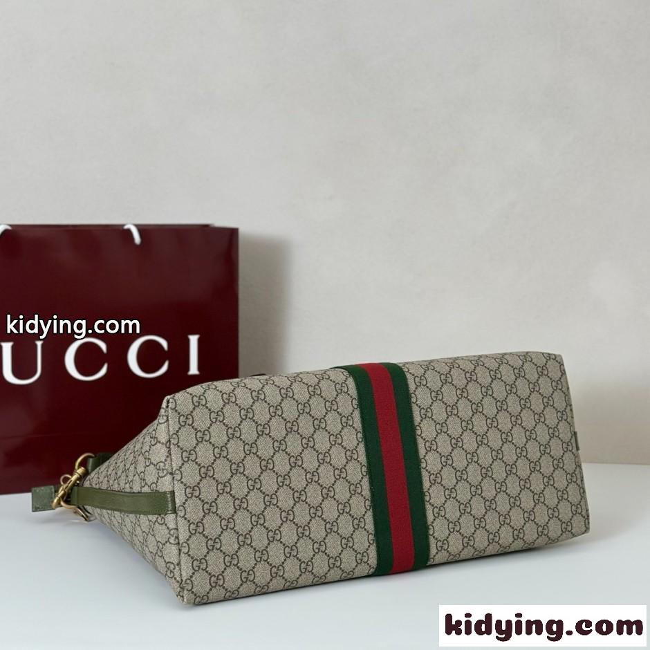 グッチ バッグ スーパーコピー Gucci Savoy ミディアム ダッフルバッグ 834469-2