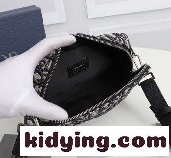 専門店は販売されており トップレベルのオリジナル品質である クリスチャンディオール バッグ メンズコピー Diorディオ男性-0