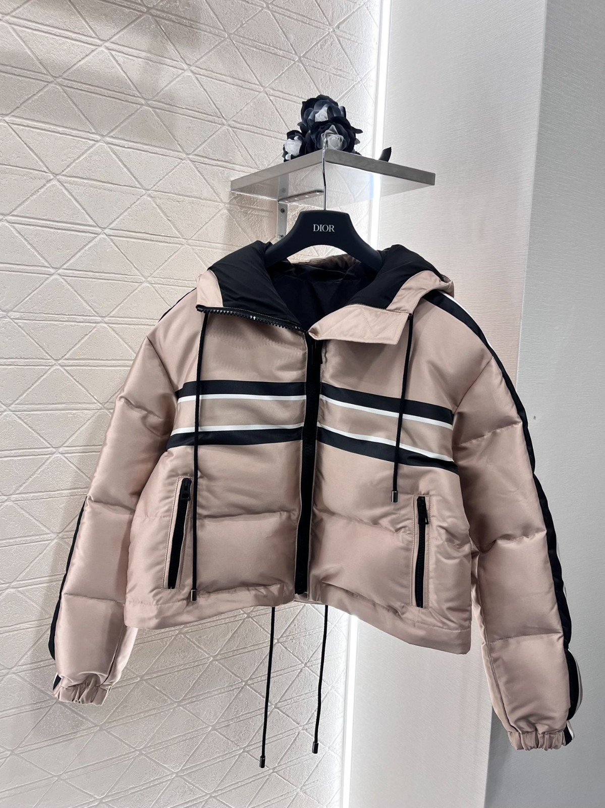 DiorAlps クロップド パファージャケット クリスチャン・ディオール ダウンジャケット コピー-0