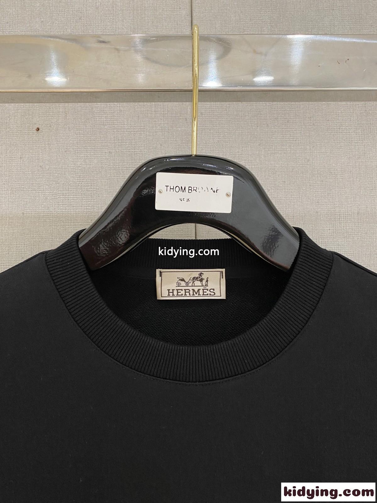 スタイリッシュ スウェットシャツ エルメス Tシャツ 偽物 プルオーバー ブラック-1