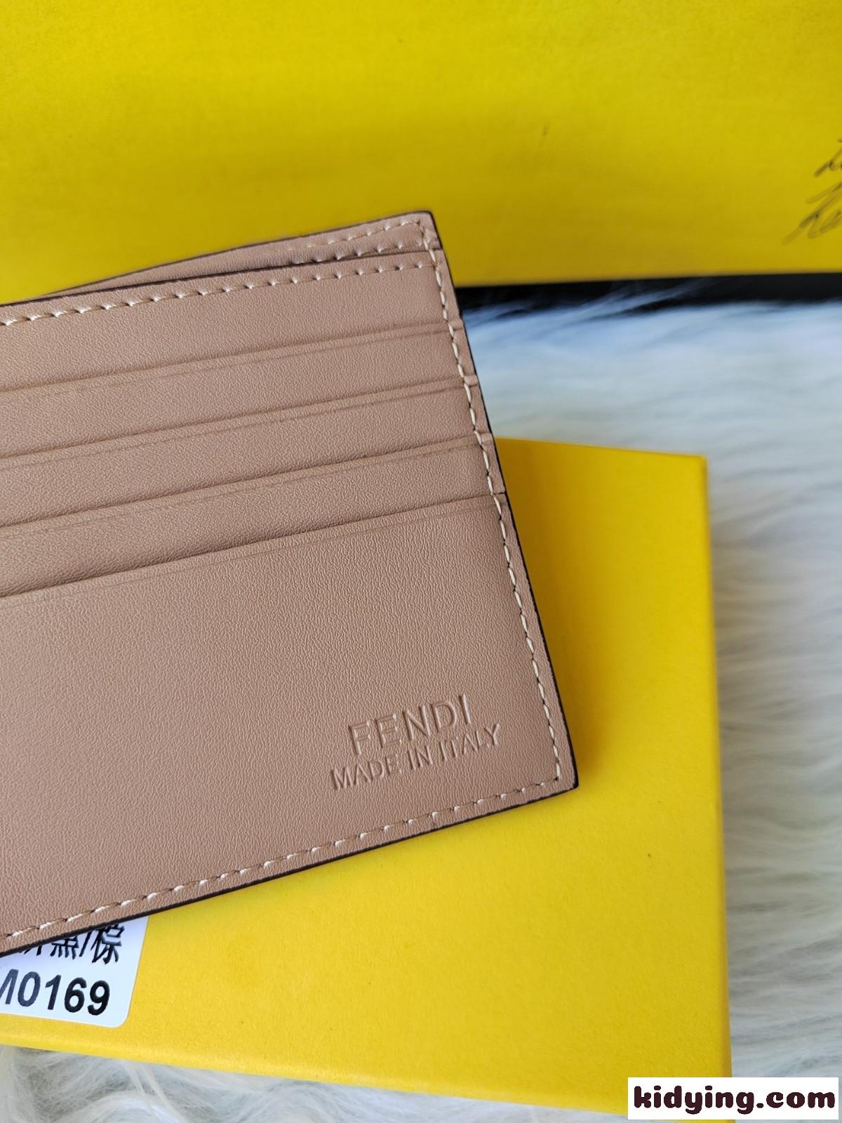 定番 フェンディ ダイアゴナル 財布 スーパーコピー 二つ折り財布 ウォレット-4