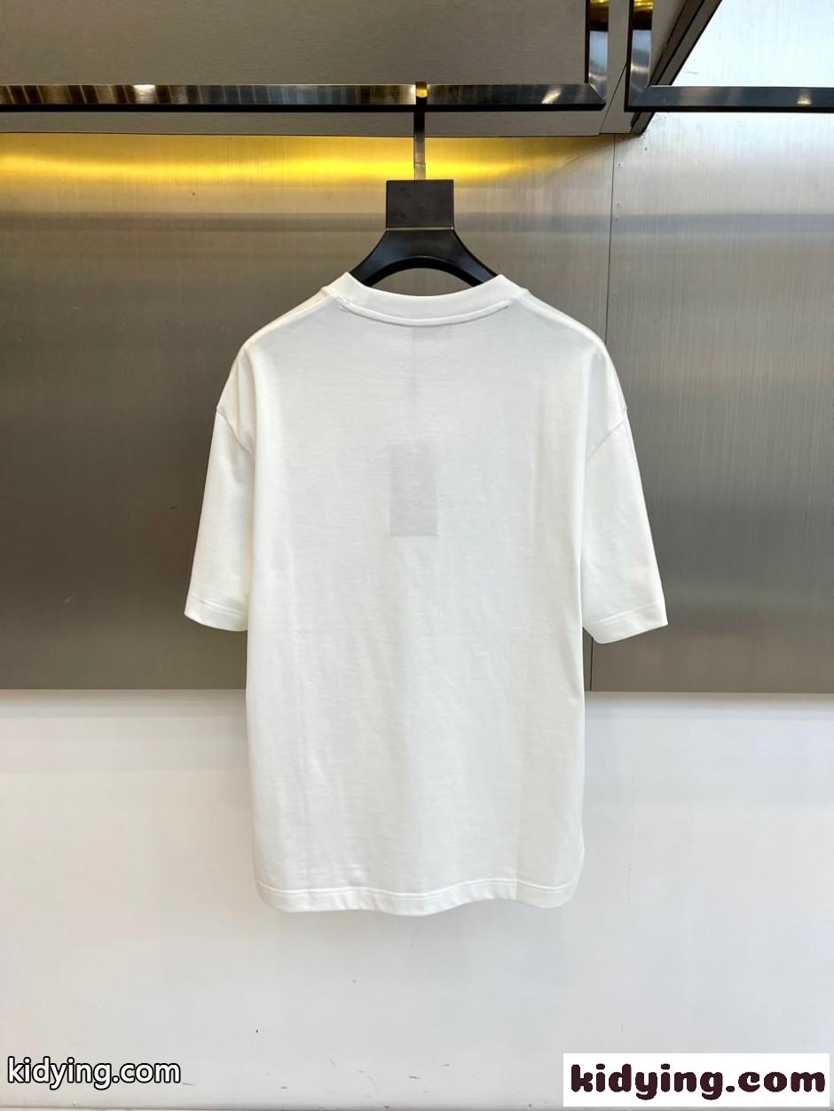 フェンディ Tシャツ 偽物 カジュアル 遊び心 クルーネック 半袖Tシャツ ホワイト-0