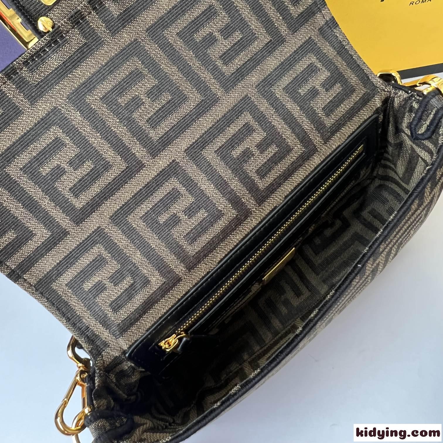 VERSACE×FENDI 高級感 ロゴ ショルダーバッグ ヴェルサーチェ バッグ コピー レディース 斜め掛け 人気 カバン-3