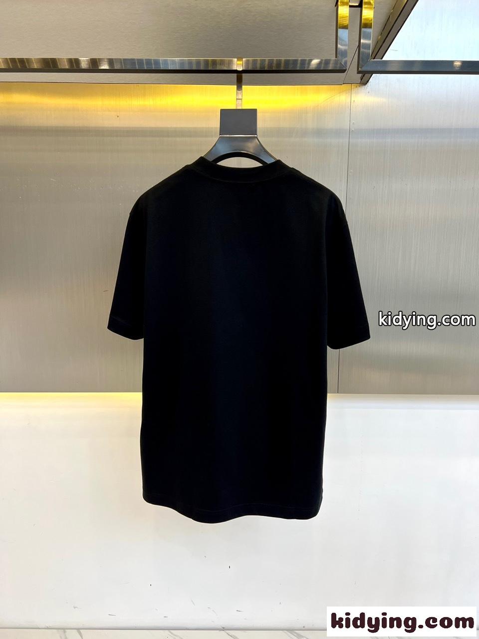 シンプル ロゴ入り コットン 半袖Tシャツ プラダ Tシャツ 偽物 ブラック-4