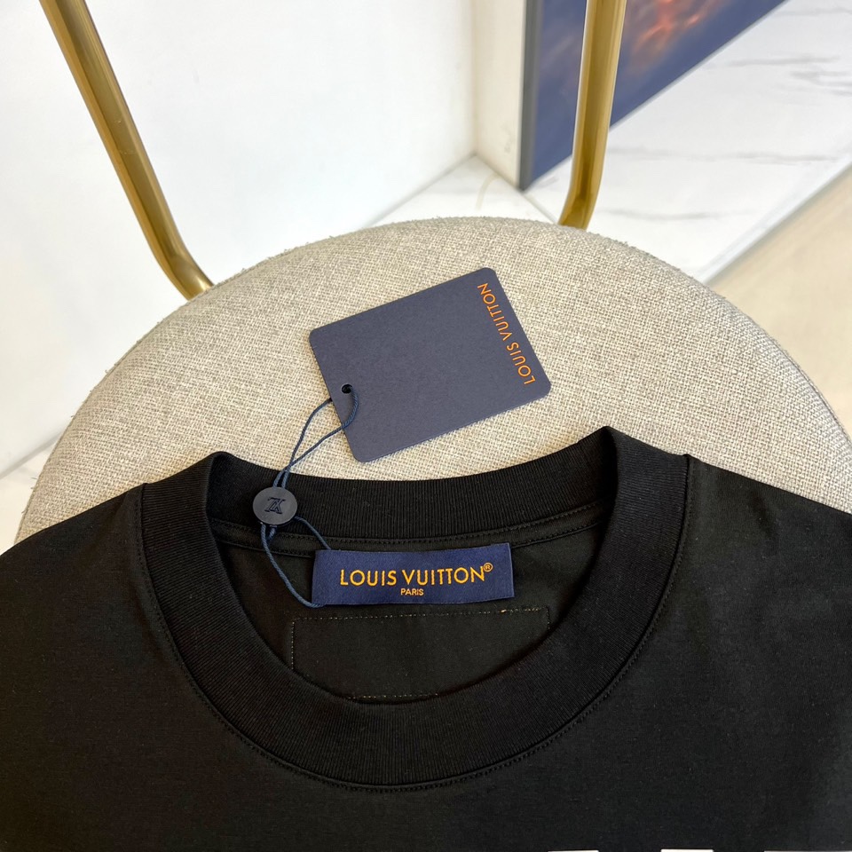 カジュアル お洒落 ロゴプリント 半袖Tシャツ ルイ・ヴィトン Tシャツ コピー ブラック-4