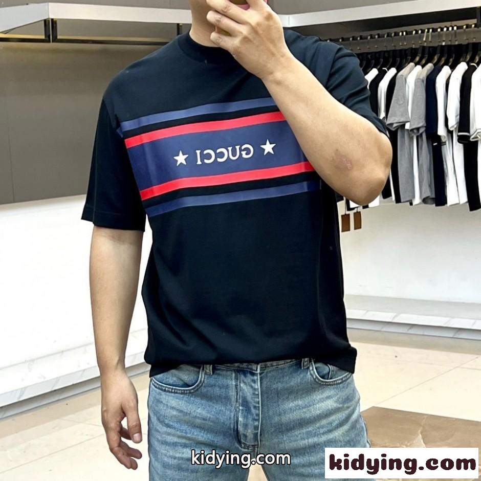 シンプル ロゴ クルーネック 半袖Tシャツ グッチ Tシャツ 偽物 ブラック-2