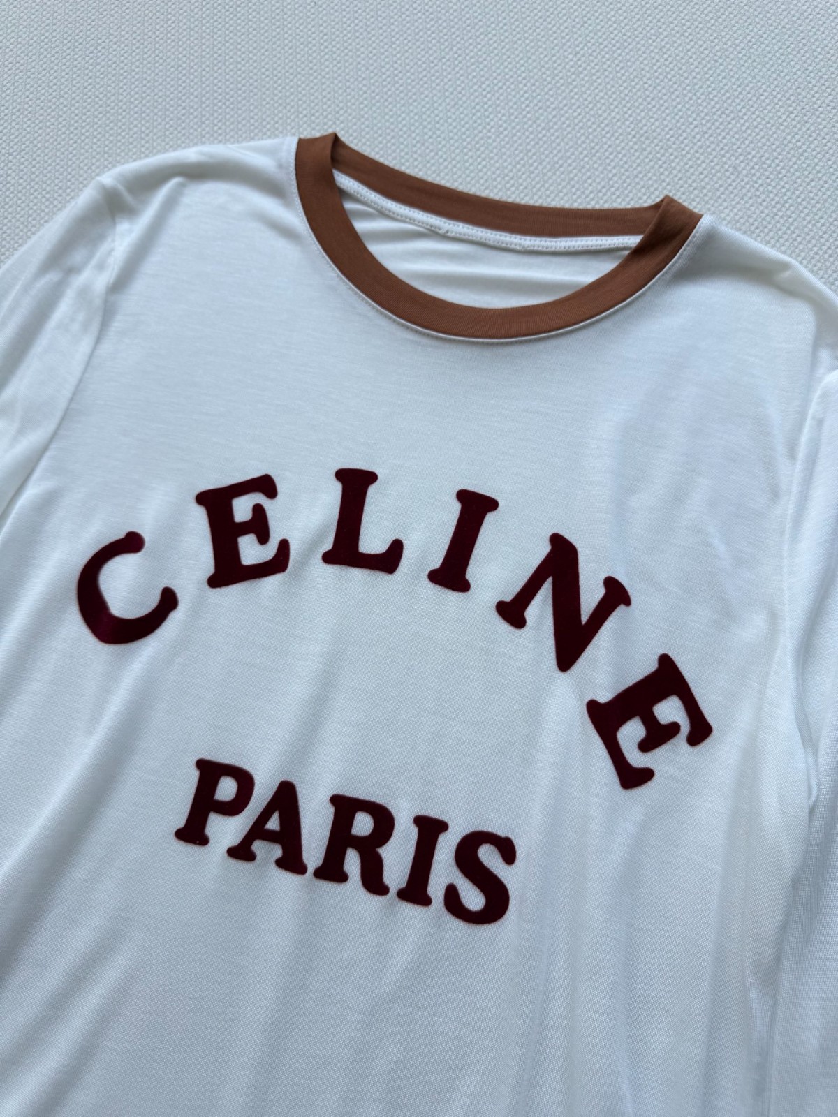 カジュアル ロゴ入り シアー 長袖Tシャツ 紫外線対策 セリーヌ Tシャツ コピー ホワイト-2