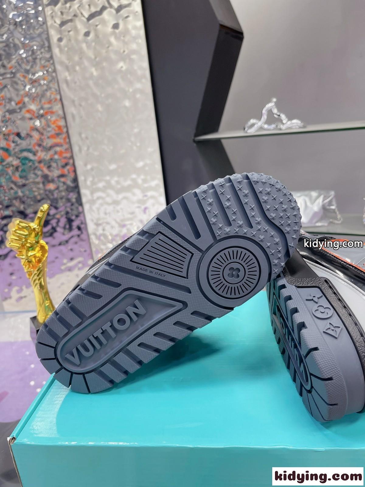 ルイ・ヴィトン スニーカー スーパーコピー LV トレイナー マキシ・ライン スニーカー-3
