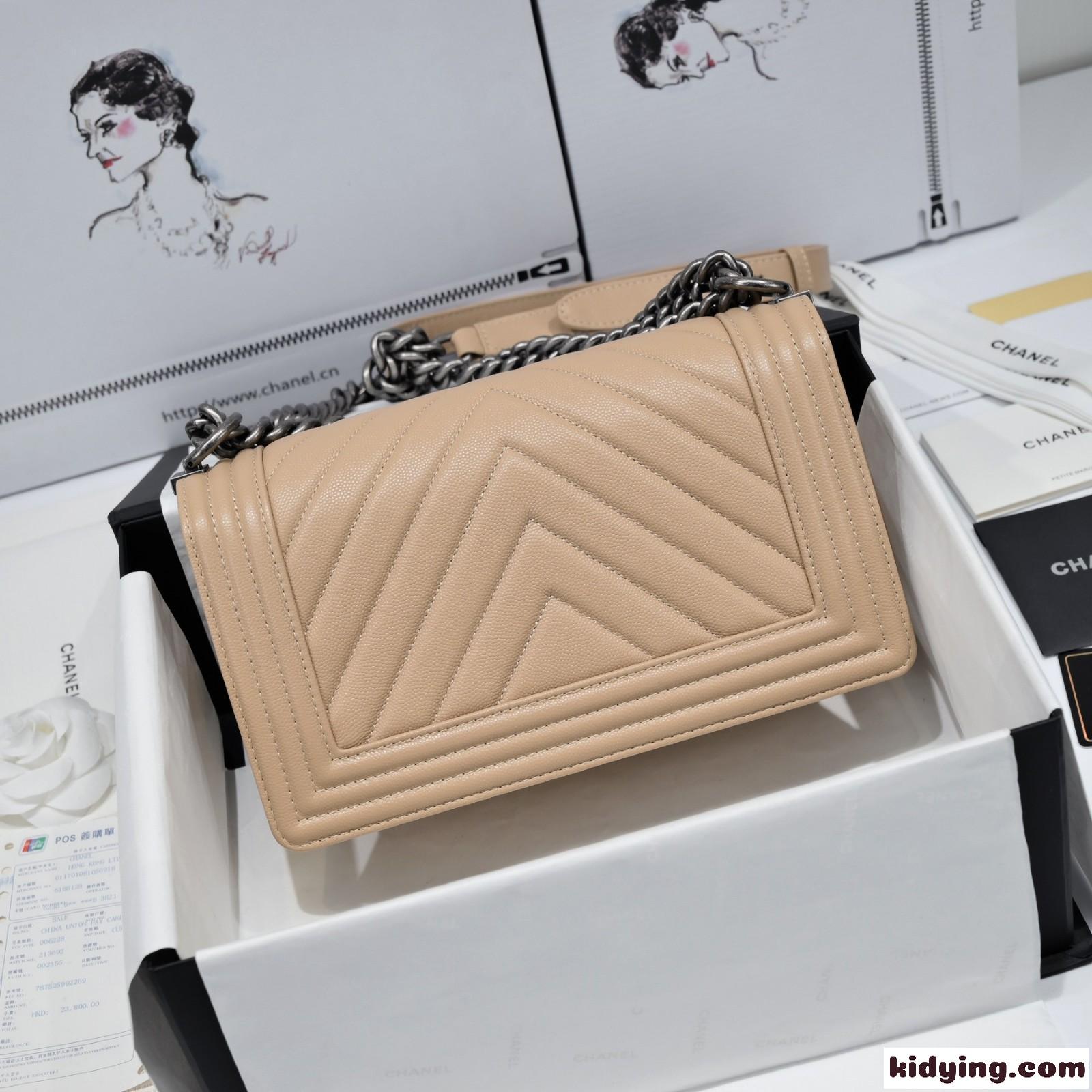 レディース ショルダーバッグ 高品質 シャネル バッグ 人気 コピー 斜め掛け レザー 定番 おしゃれ エレガント-1