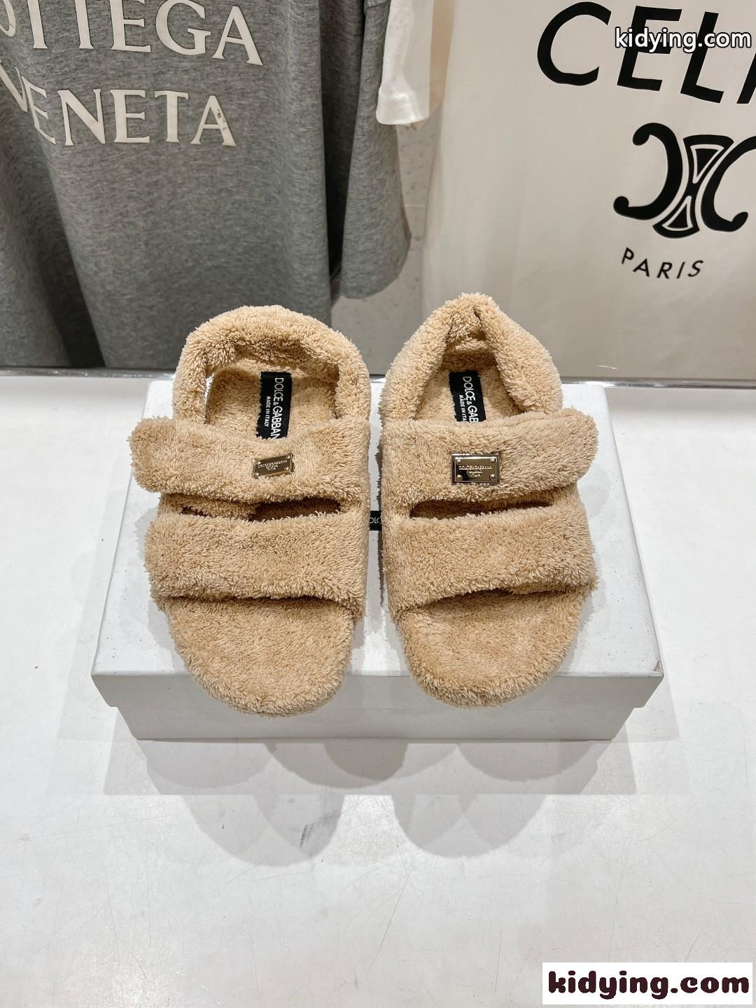 秋冬 可愛い もこもこ ファーサンダル ドルチェ&ガッバーナ サンダル コピー ベージュ-0