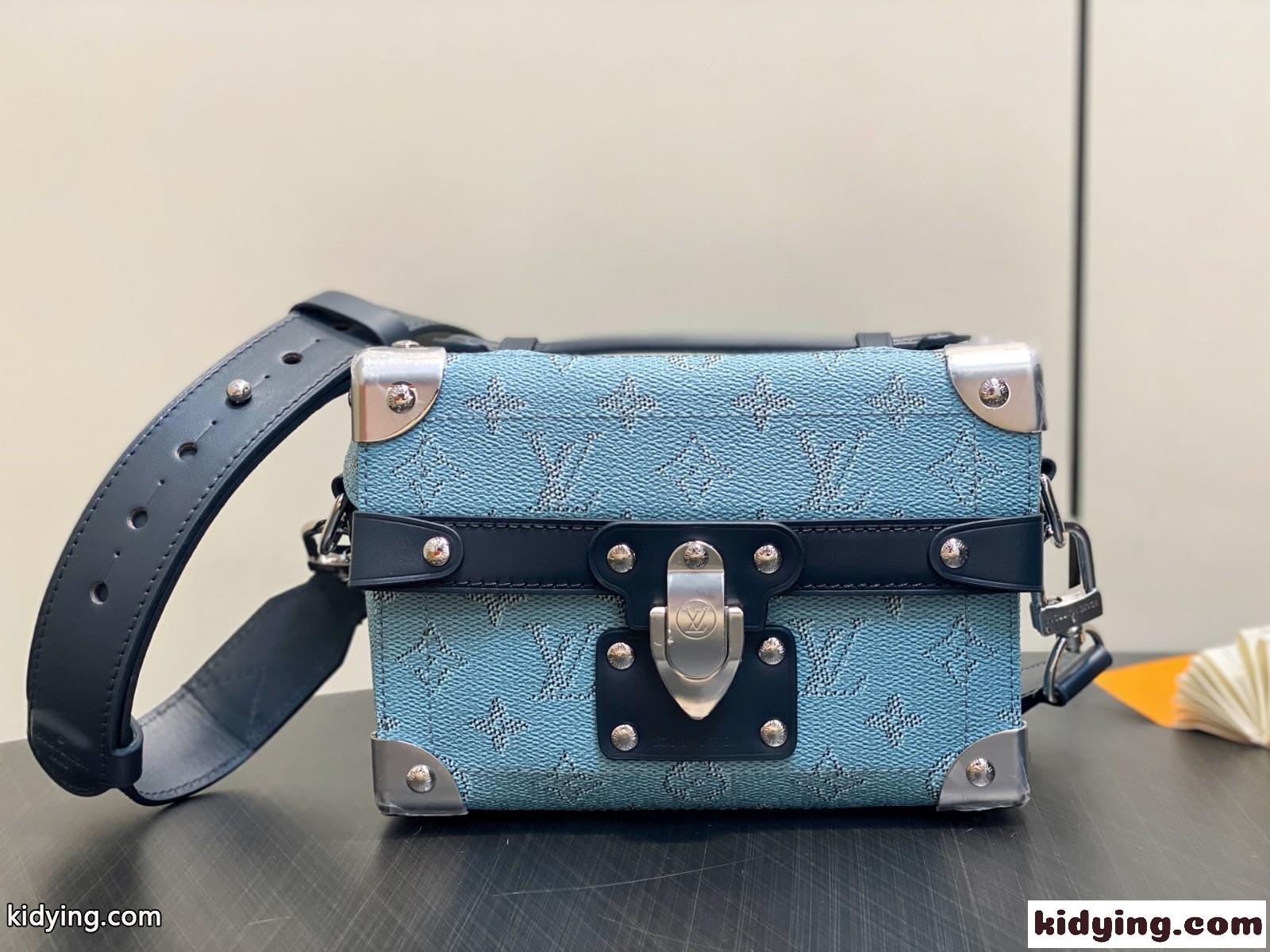 モダンでお洒落 Louis Vuitton ソウル トランク ルイ・ヴィトン スーパーコピー M15035-1
