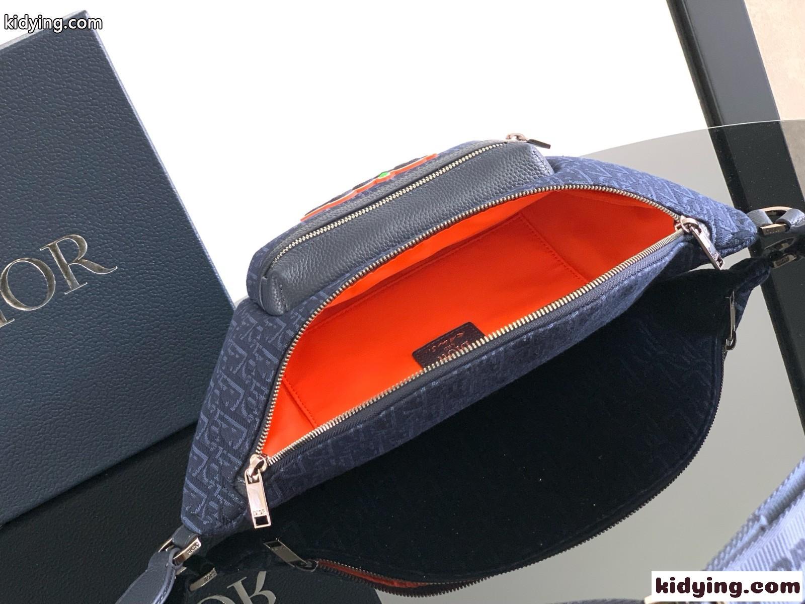 DIOR AND KAWS Rider 2.0 ベルトバッグ スーパーコピー メンズバッグ ブルー-4