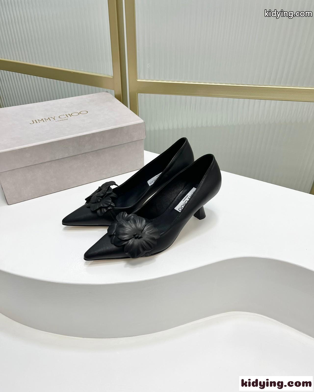 ラワー付き ナッパレザー・パンプス ジミーチュウ パンプス コピー ブラック-0