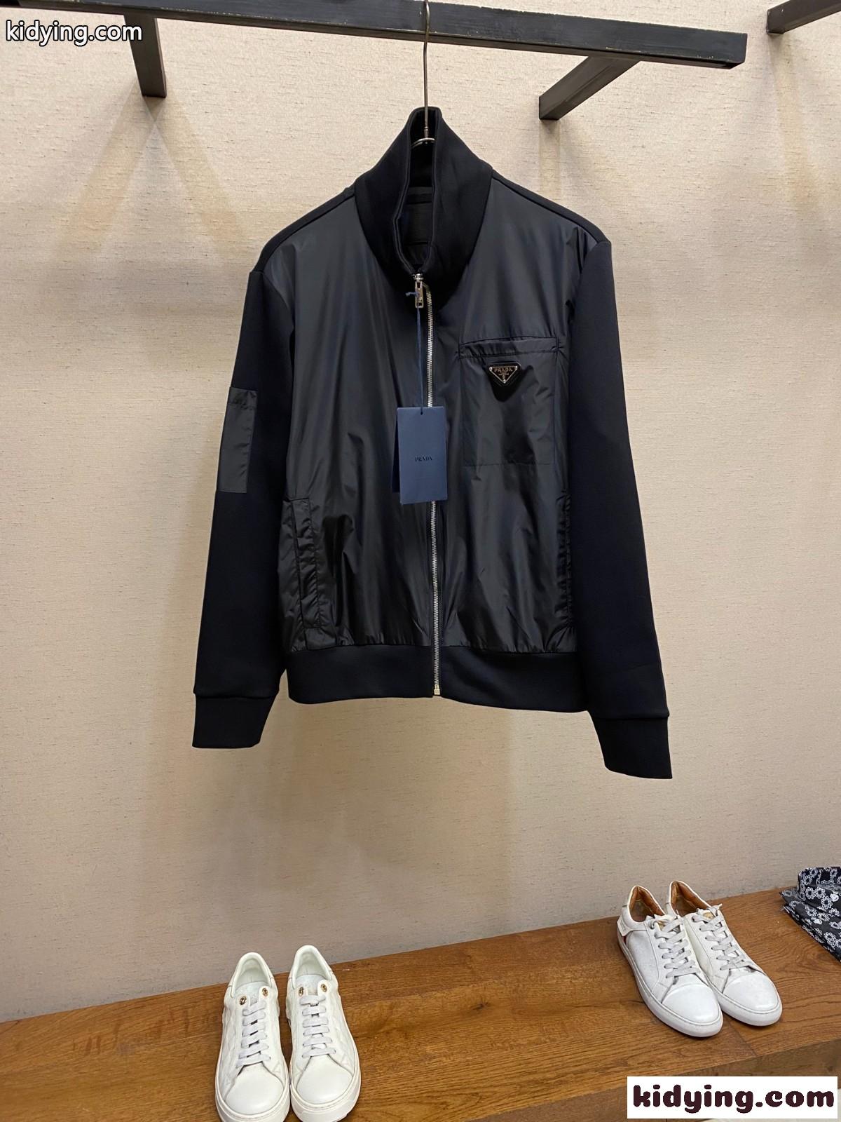上品 カジュアル 異素材切替 ブルゾン プラダ ジャケット 偽物 トラックジャケット ブラック-1