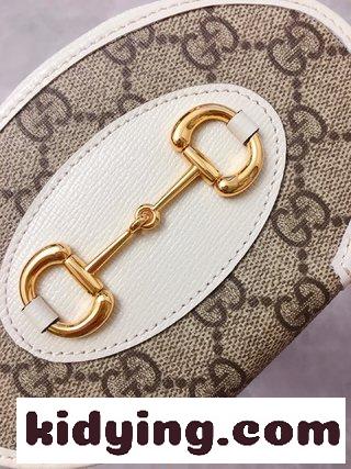 グッチ財布 売値 GG Supremeの高級人工帆布で作られたこの財布が新しく発売された Gucci 1955馬衔扣シリーズの装飾に力を加える コピー-5