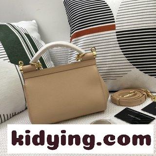海外で専用品を購入する代わりに ドルチェ&ガッバーナ ガーデン コピー 範囲と雰囲気があり,新しいバッグ型を購入する-2