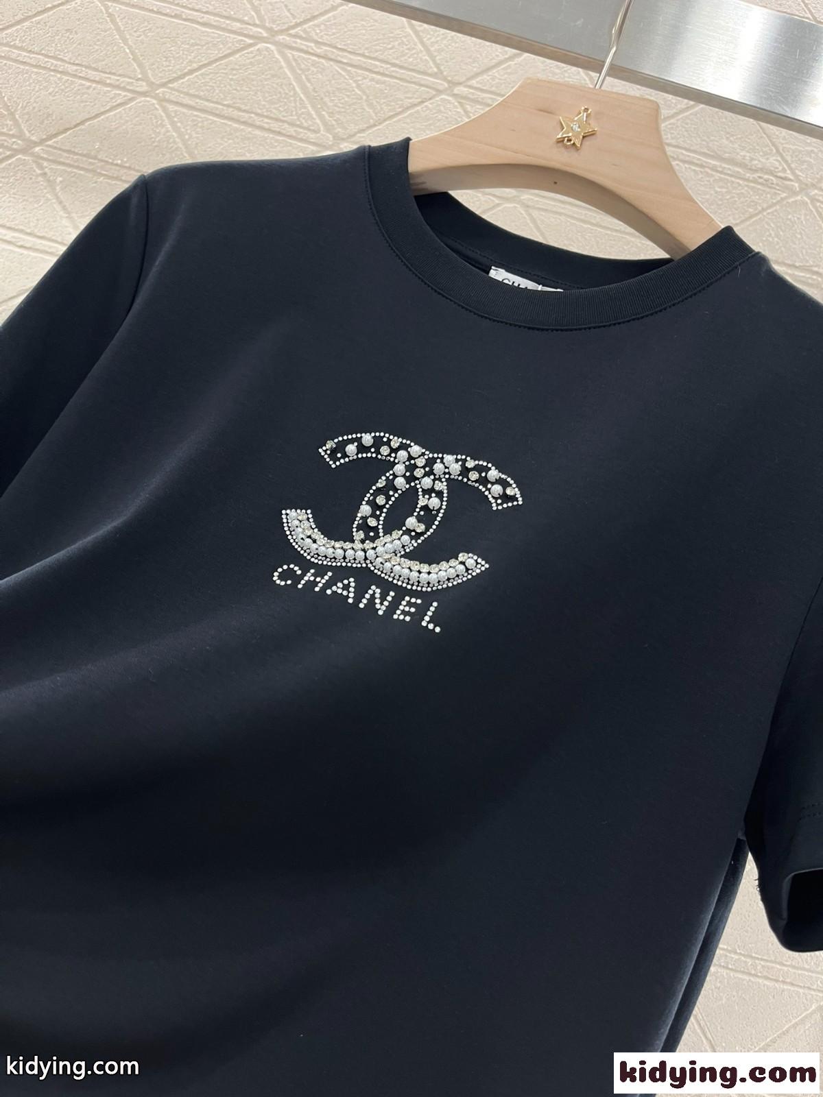 シンプル ロゴ入り シャネル Tシャツ コピー コットン 半袖Tシャツ ブラック-0