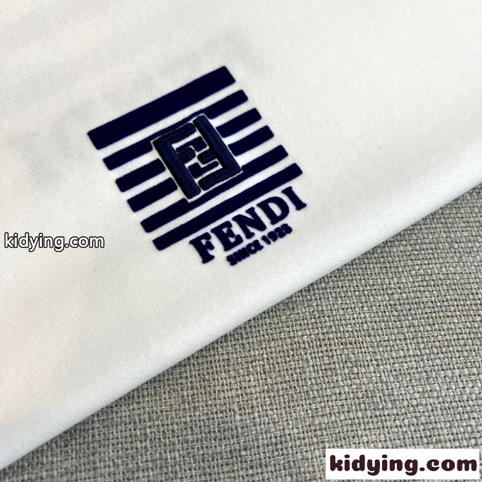 カジュアル 洗練された ロゴ刺繍 半袖Tシャツ フェンディ Tシャツ 偽物 ホワイト-2
