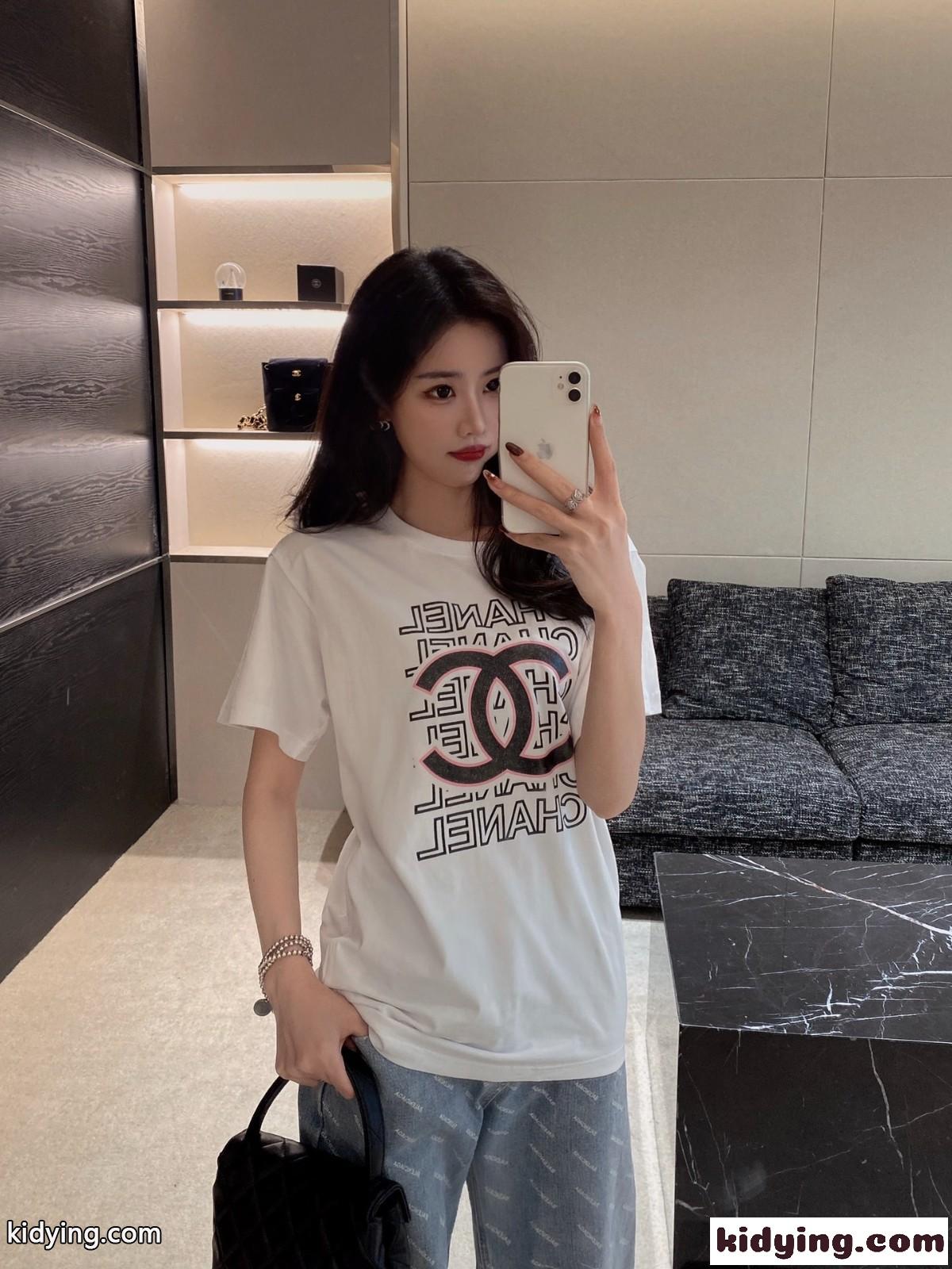 定番 合わせやすい ロゴ プリント ゆったり 着心地いい シャネル Tシャツ レディース コピー 着痩せ 人気-3