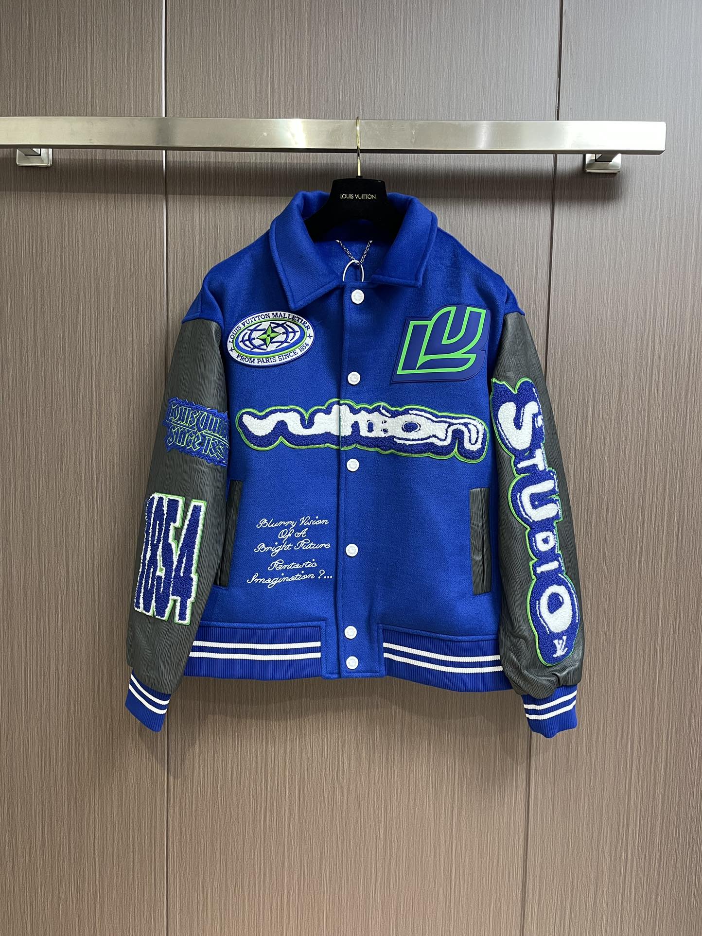 ルイヴィトン ジャケット スーパーコピー エンブロイダードバーシティブルゾン-1