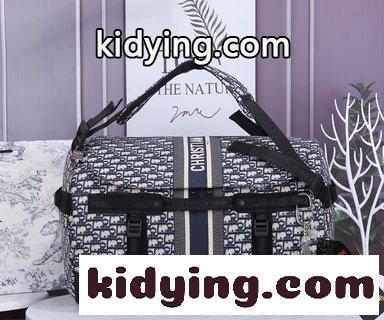 このDiorTravel両肩バックパックはDiorの特徴的なディテール  クリスチャンディオール バッグ 人気 コピー-3