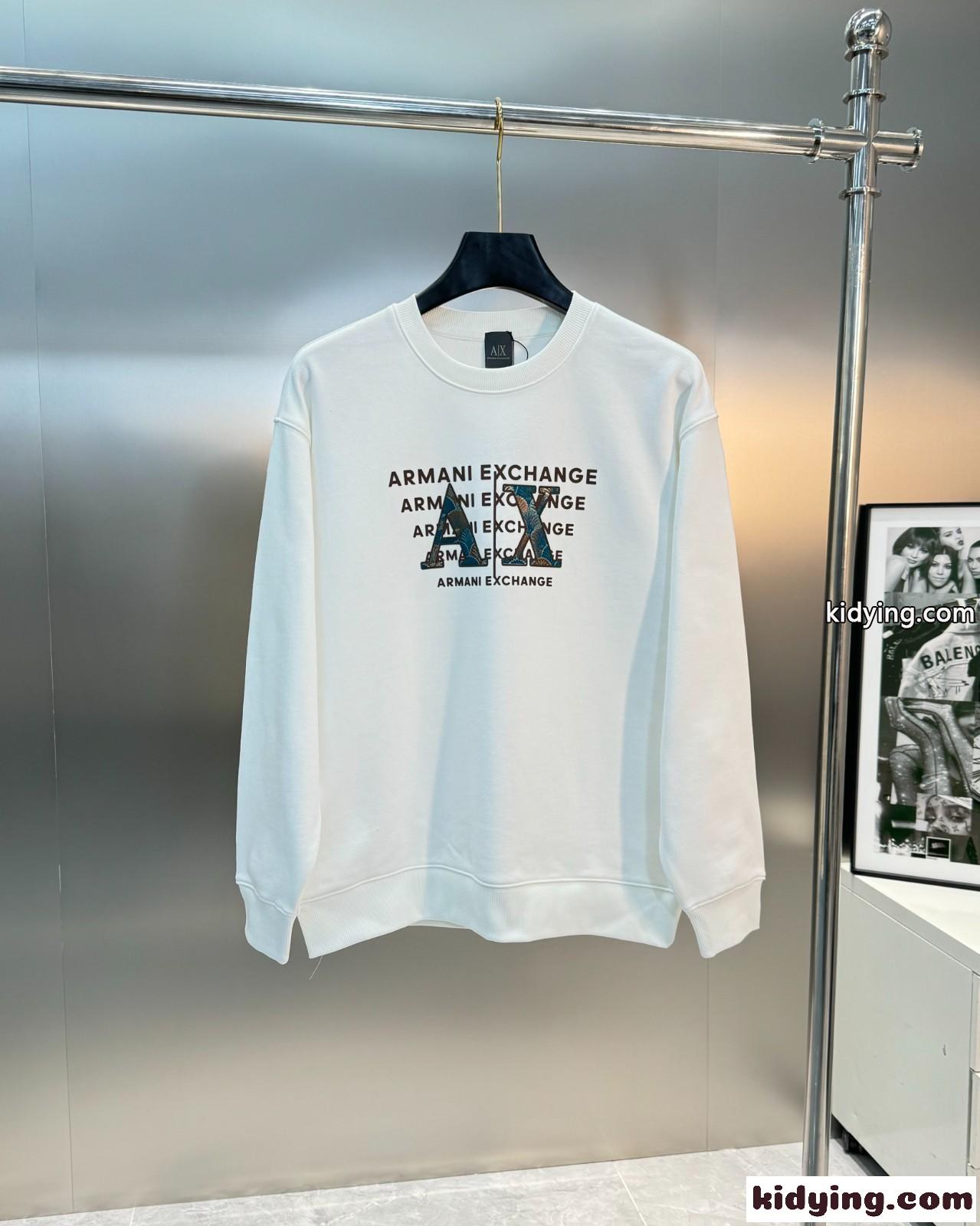 ロゴ コットン スウェットシャツ アルマーニ Tシャツ コピー クルーネック-1