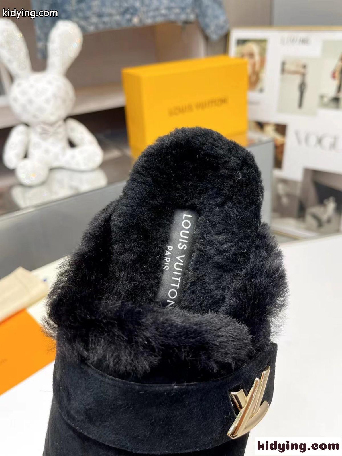 秋冬 ふわふわ LV コージー ミュール サンダル ルイヴィトン サンダル コピー ブラック-2
