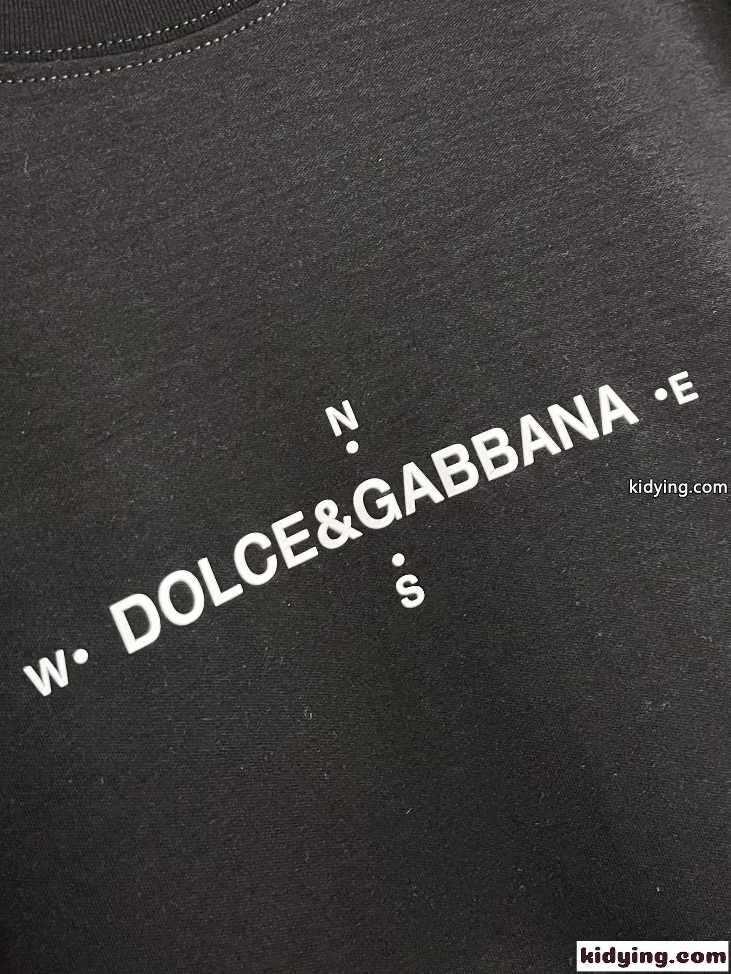 シンプル 上品 ロゴプリント コットン 長袖Tシャツ ドルチェ&ガッバーナ Tシャツ コピー ブラック-2