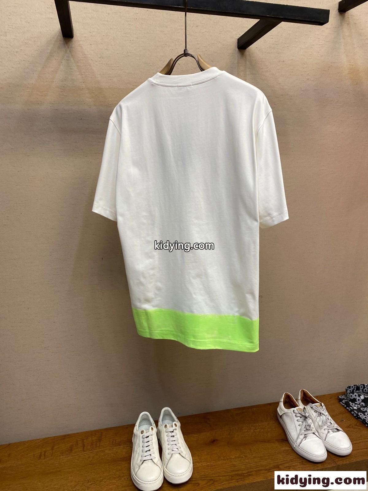 DIOR AND KAWS Tシャツ クリスチャン・ディオール Tシャツ コピー ホワイト-1