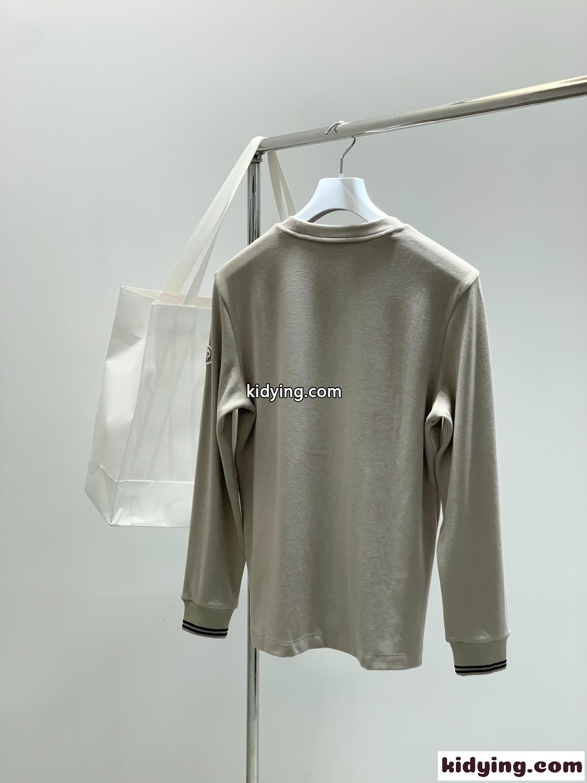 カジュアル ロゴ 長袖Tシャツ モンクレール Tシャツ 偽物 合わせやすい トップス-0