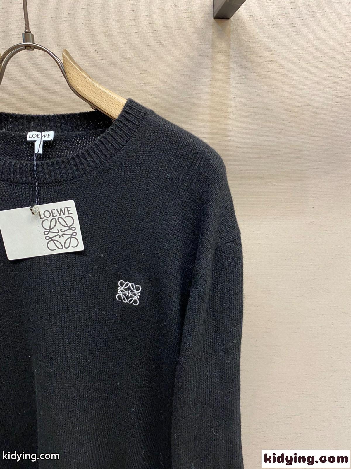 アナグラム刺繍 ウール クルーネック ロエベ セーター コピー ブラック-2