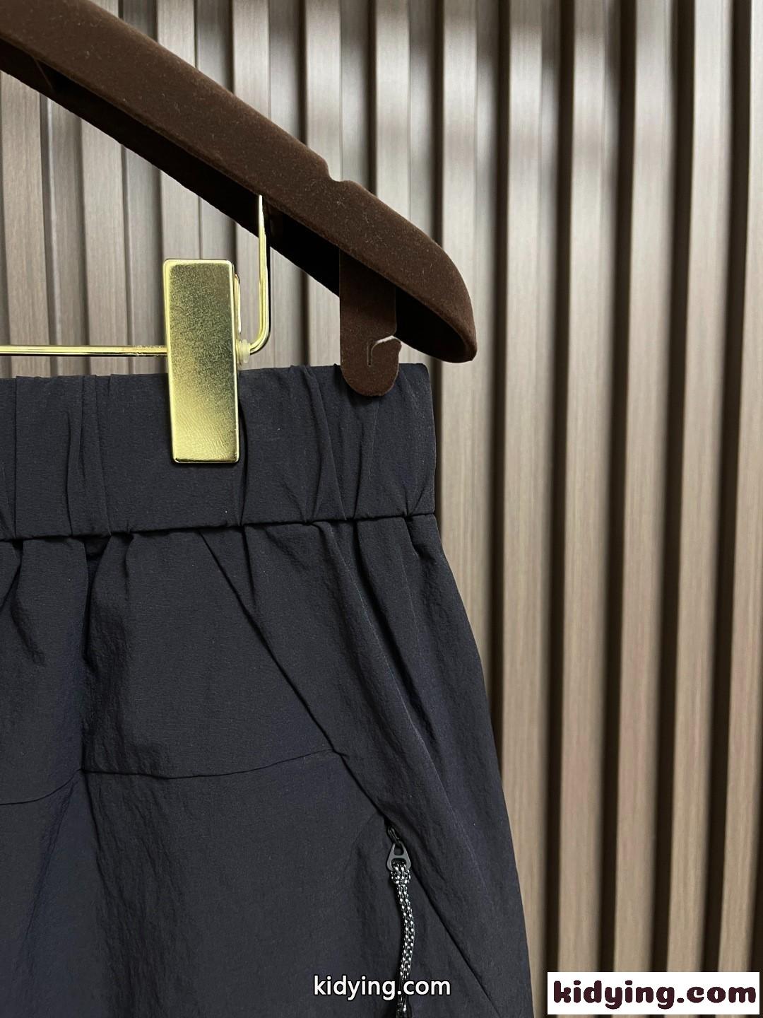 カジュアル メンズ ショートパンツ エルメネジルド・ゼニア パンツ 偽物-0