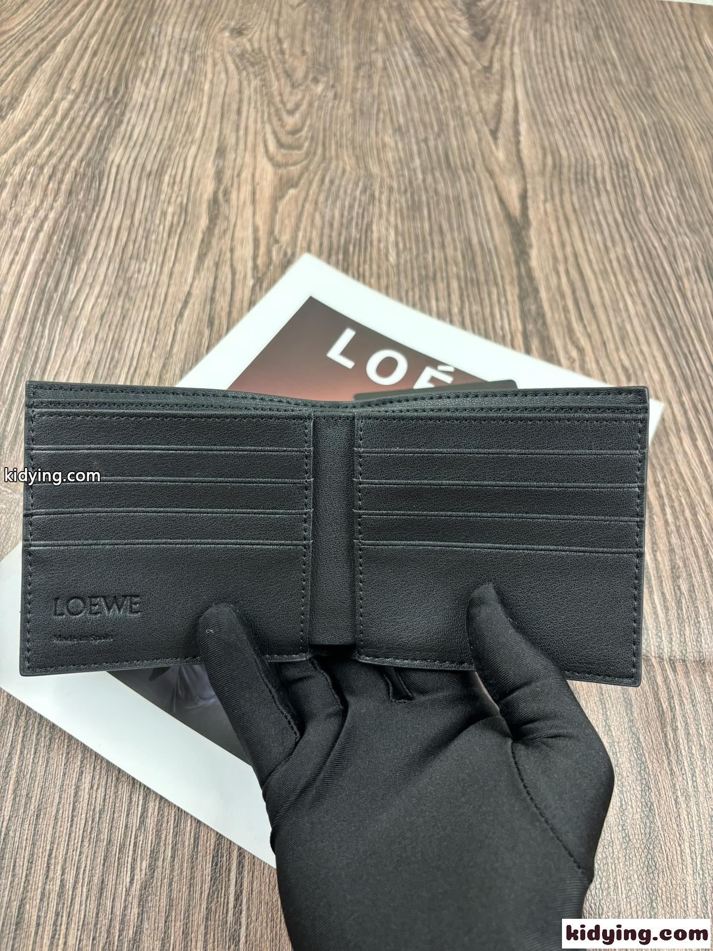 定番 人気 2つ折り財布 ロエベ 財布 コピー コンパクト ウォレット ブラック-3