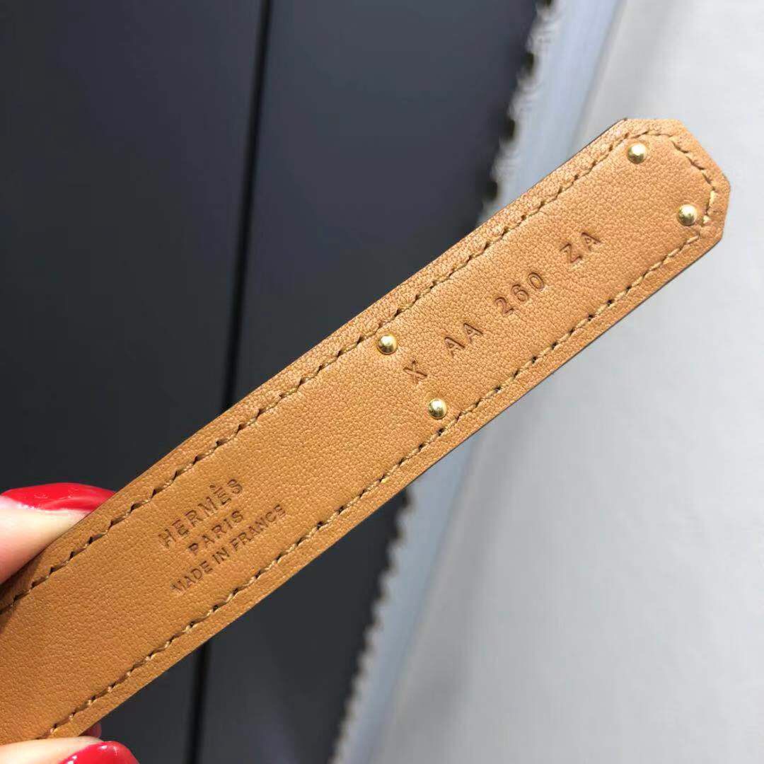 ケリーバックル スリムベルト エルメス ベルト コピー レディース グレージュ-4