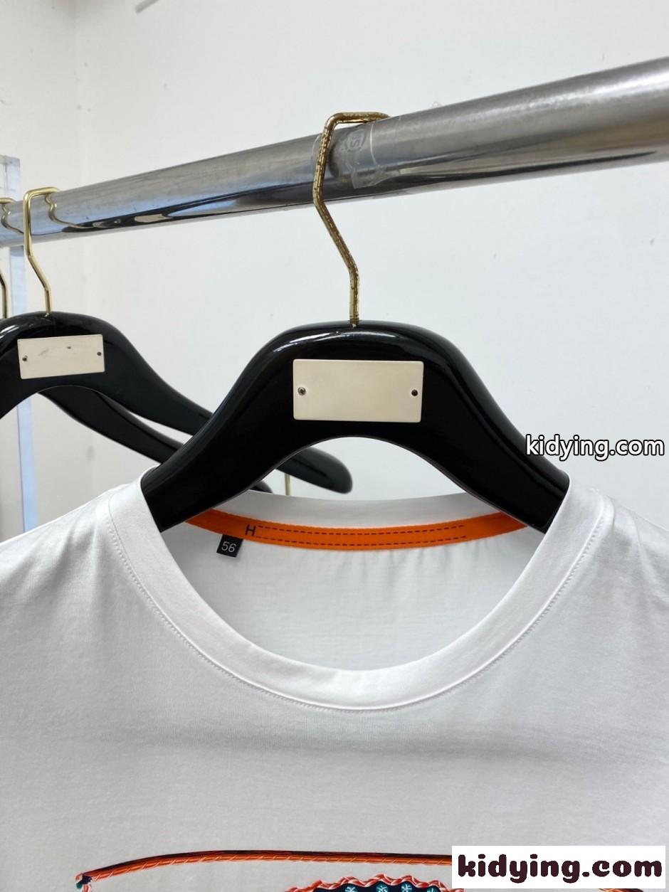 お洒落 プリント 半袖Tシャツ エルメス Tシャツ 偽物 クルーネック ホワイト-1
