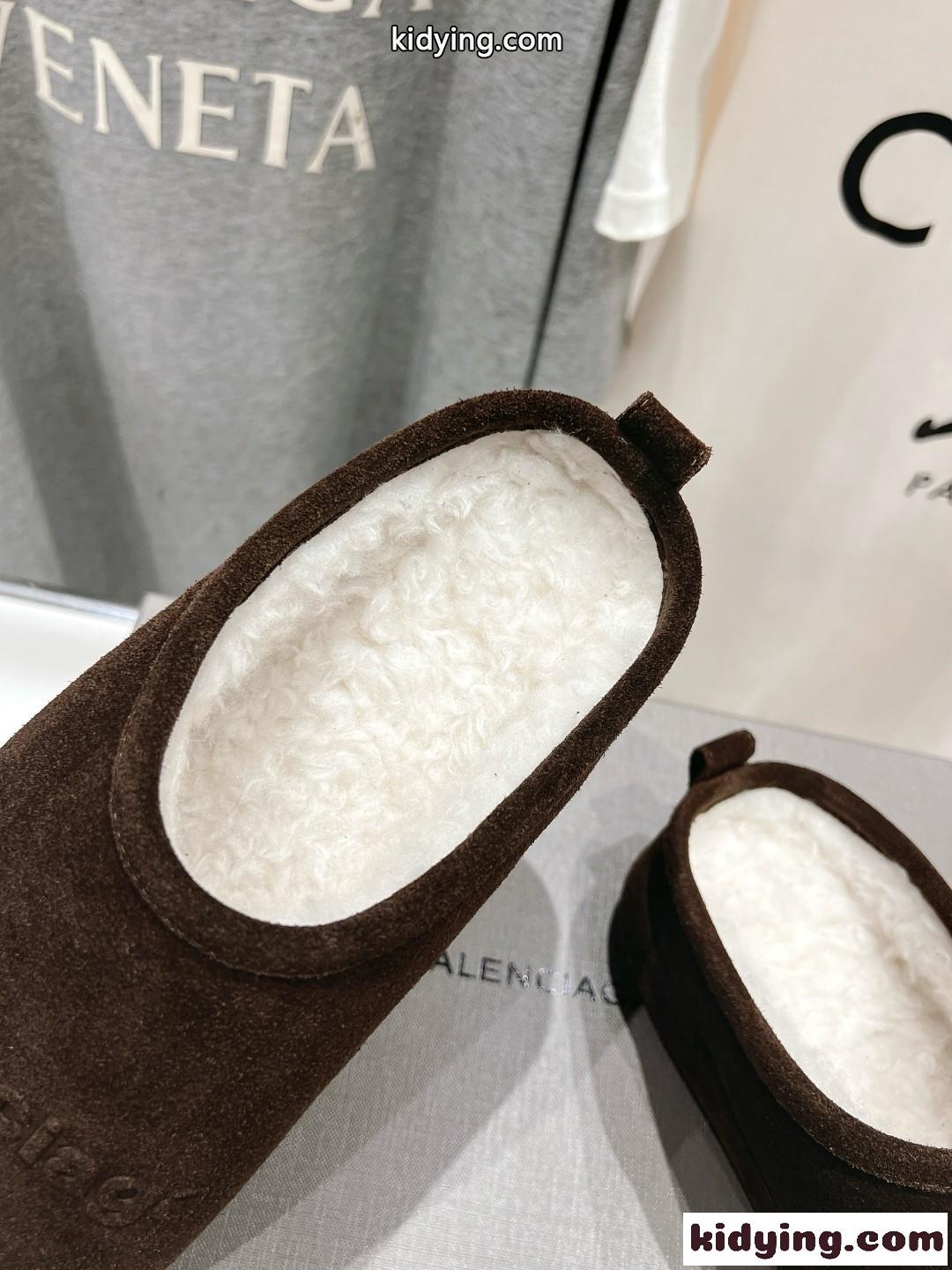 秋冬 もこもこ スエード スリッパ バレンシアガ サンダル コピー レディースシューズ コーヒー-1