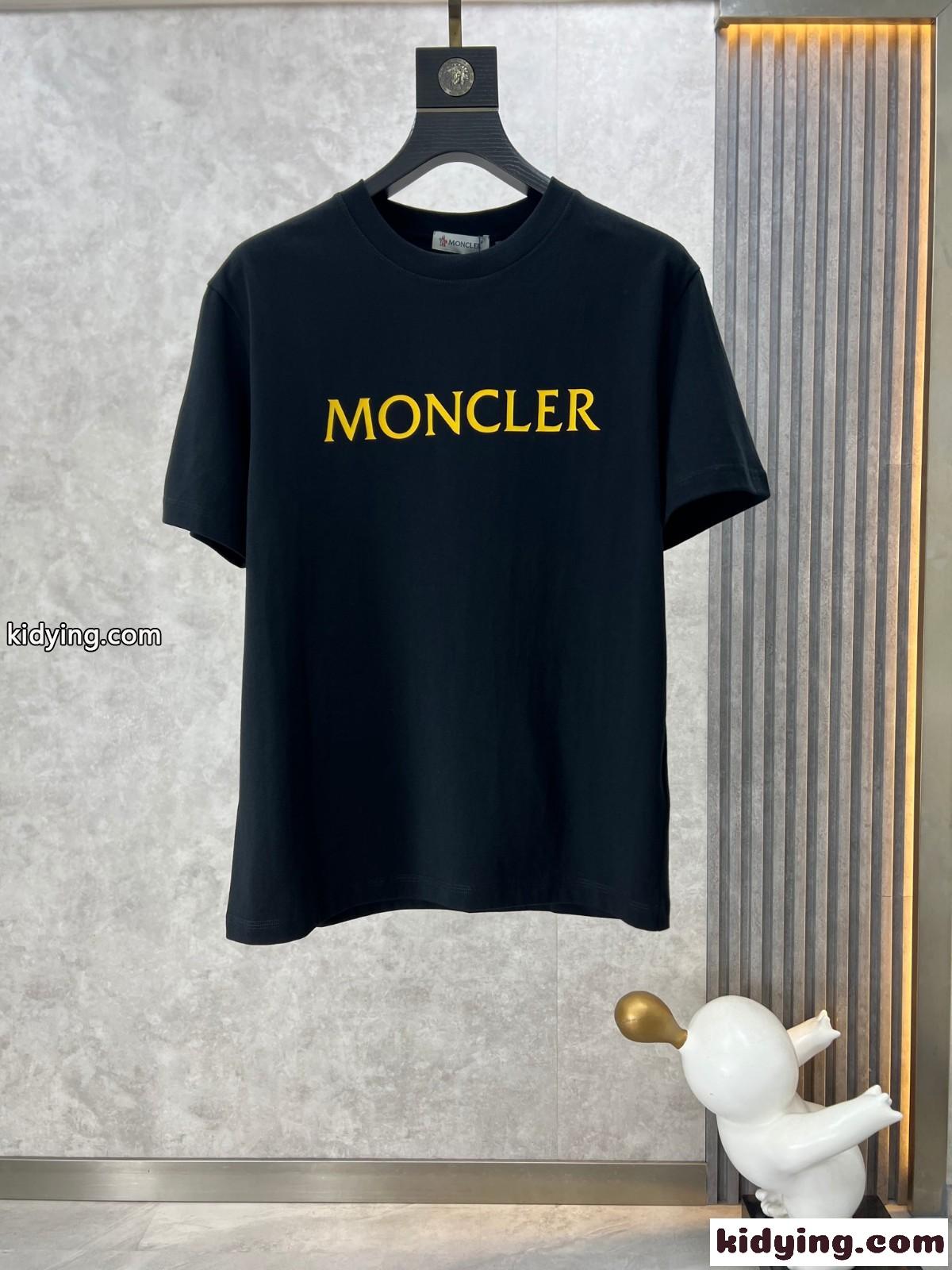 シンプル ロゴ プリント クルーネック モンクレール Tシャツ コピー ブラック-1