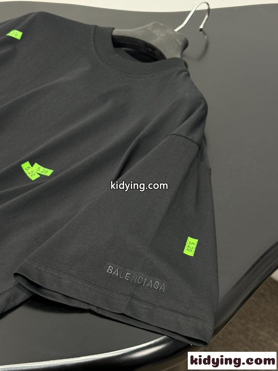 お洒落 オーバーサイズ 半袖Tシャツ バレンシアガ Tシャツ 偽物 ユニセックス-4