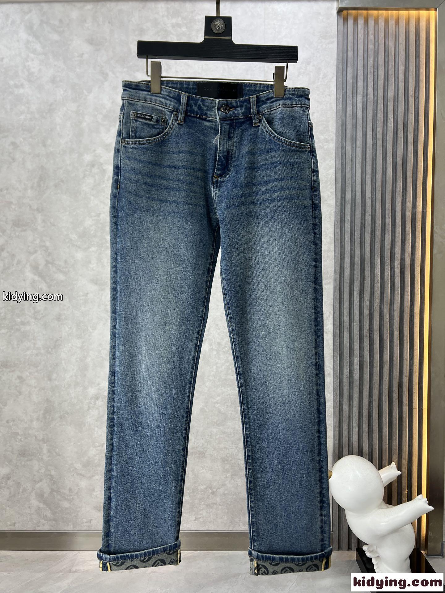 合わせやすい ドルチェ&ガッバーナ ジーンズ コピー 定番 メンズ デニムパンツ-0