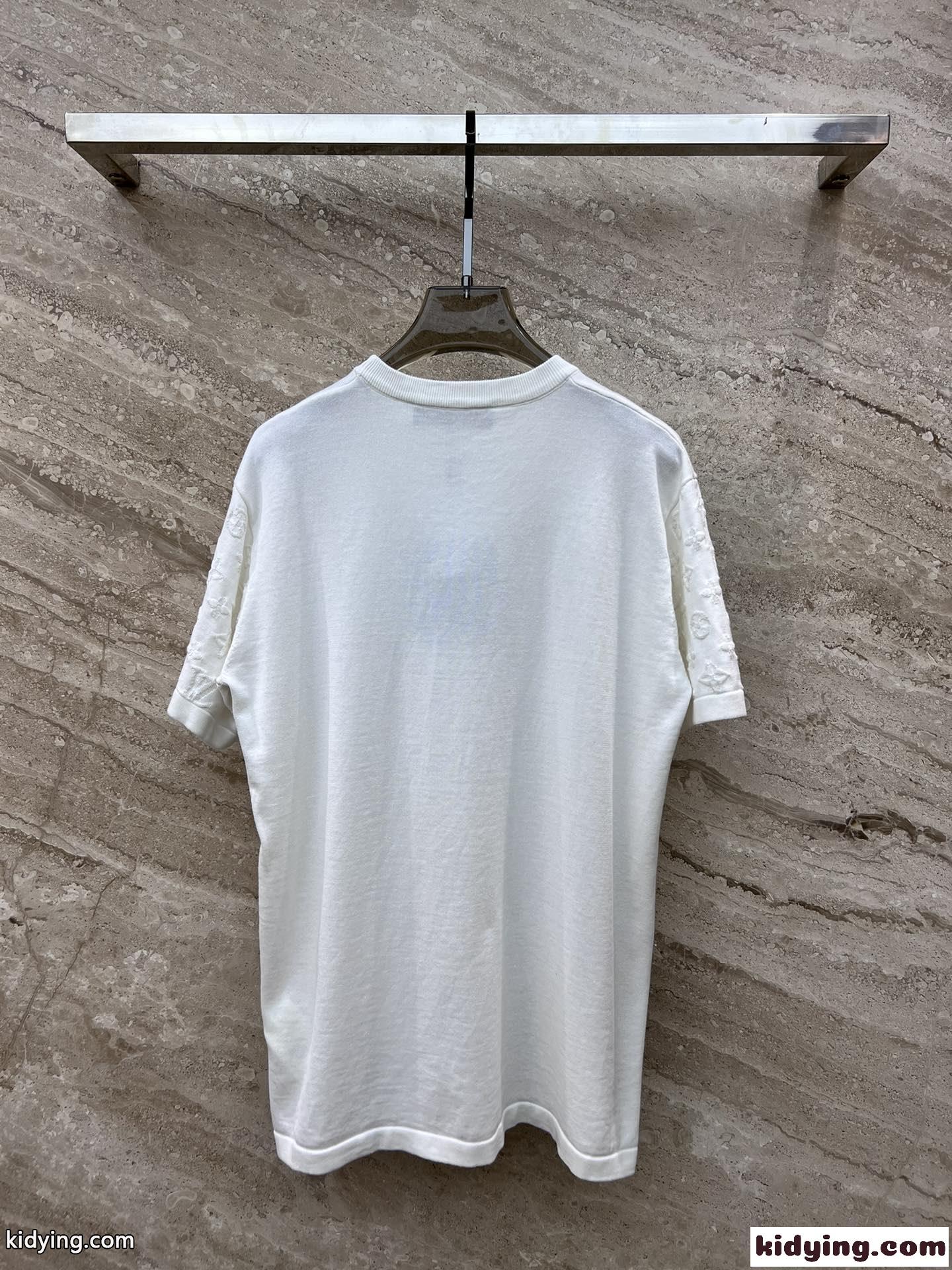 ショートスリーブシグネチャークルーネック ルイ・ヴィトン Tシャツ 偽物 ホワイト-1