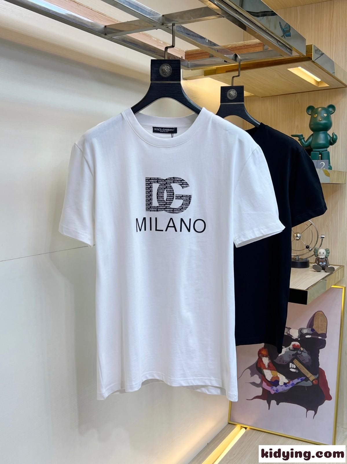 3色あり コットン DGミラノプリント 半袖Tシャツ ドルチェ&ガッバーナ Tシャツ コピー-1