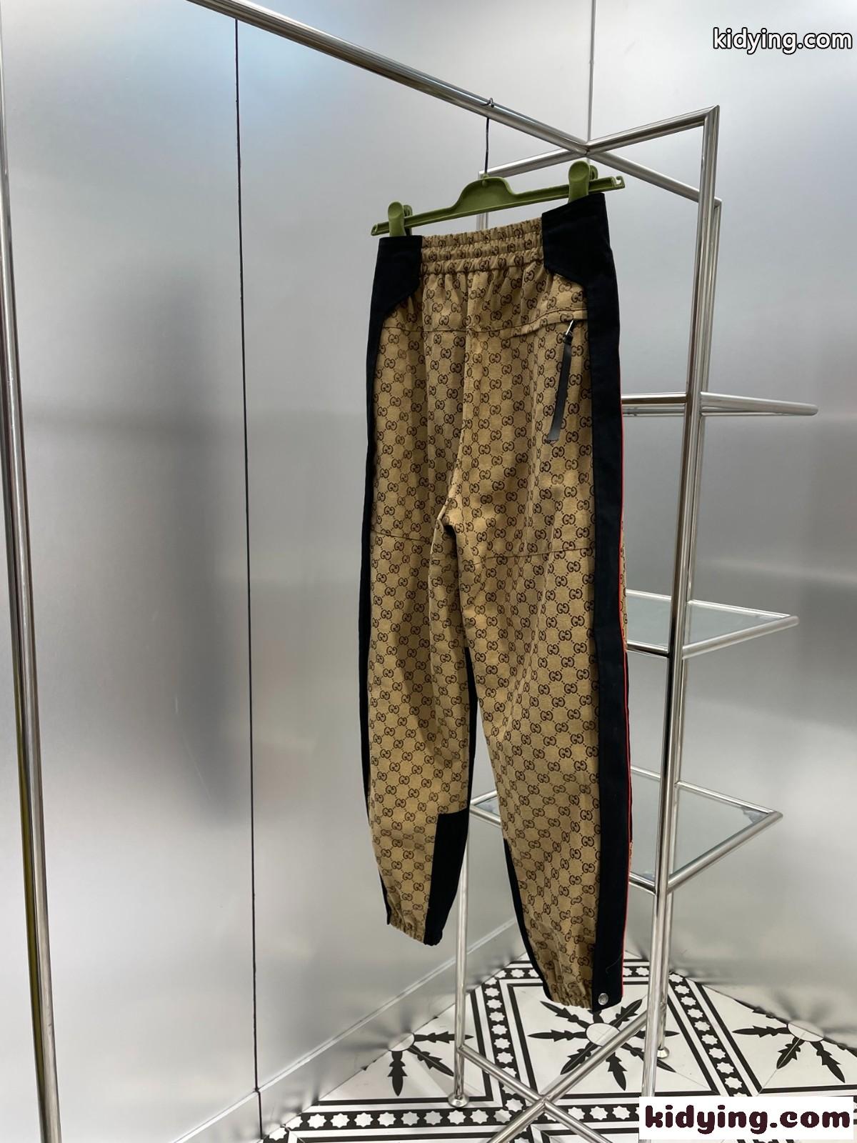 GG ロゴ プリント 注目される おしゃれ 上品 カジュアルパンツ グッチ パンツ コピー 快適 ゆったり 人気-3